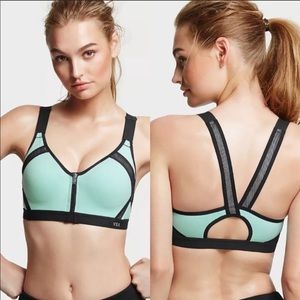 FLASH SALE‼️ 32B VS Front close sports bra